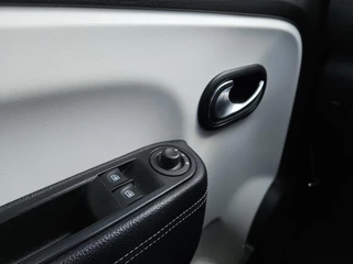 Renault Twingo Renault Twingo 0.9 TCe AUTOMAAT Intens CLIMA I CRUISE I LMV I ORG.NL + NAP - afbeelding nr 9