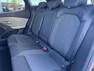 Ford Explorer Ford Explorer Extended Range RWD 77 kWh Ford Voorraad | Zuid | Adaptieve cruise control | Stuurwiel verwarming | stoelverwarming | Achteruitrijcamera - afbeelding nr 19