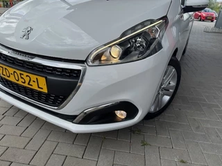 Peugeot 208 Peugeot 208 1.2 PT SIGNATURE + AIRCO/APPLE CARPLAY/ANDROID AUTO/PDC/CRUISE - afbeelding nr 16