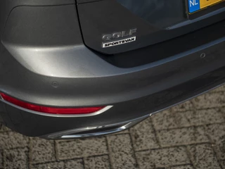 Volkswagen Golf Sportsvan | LED | Pano | Trekhaak wegklapb. | Park Assist | Voorruitverwarming | Camera achter | Winterpakket | Navi | ACC | Alarm | Spiegelpakket - afbeelding nr 34