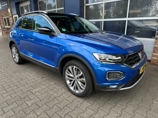 Volkswagen T-Roc Volkswagen T-Roc 1.5 TSI SPORT TREKHAAK. CAMERA. AUTOMAAT. ALL.IN. - afbeelding nr 2