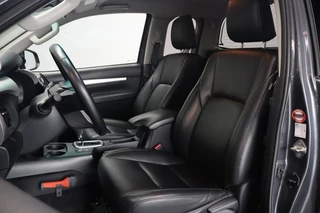 Toyota Hilux Toyota Hilux 2.4 D-4D XC Proffesional Trekhaak | Camera | Leder - afbeelding nr 6