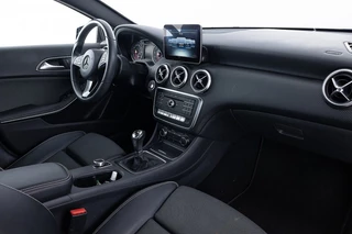 Mercedes-Benz A-Klasse Mercedes-Benz A-Klasse 180 Business Solution | NAVI | CAMERA | VELGEN | Uniek Lage KM-Stand - afbeelding nr 4
