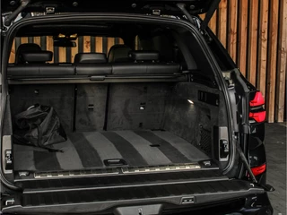 BMW X5 BMW X5 xDrive50e 490PK High Executive M-Sport | DRIVING ASSISTANT PRO | HEADUP | PANO | SKYLOUNGE | HARMAN EN KARDON | - afbeelding nr 73