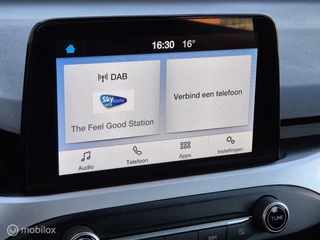 Ford Focus FORD FOCUS 1.0 ECOBOOST TREND EDITION/LED/CARPLAY/CRUISE/LANE ASSIST/16''LMV - afbeelding nr 28