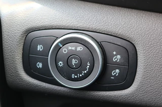 Ford Transit Custom Ford Transit Custom 2.0 TDci L1 H1 Airco Navigatie Inrichting Imperiaal - afbeelding nr 28