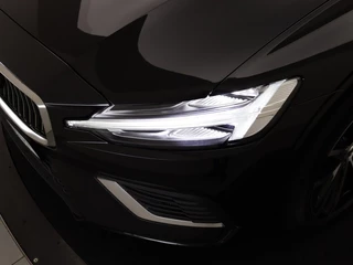 Volvo V60 Volvo V60 T6 PLUG-IN HYBRID ESSENTIAL EDITION 18INCH STOELVERWARMING V+A G - afbeelding nr 8