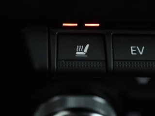 Renault Captur Renault Captur 1.6 E-Tech Hybrid 145 Initiale Paris | Leder |  Stoel & stuurverwarming | Camera | Full LED | Park Assist | Carplay | BOSE Sound - afbeelding nr 8