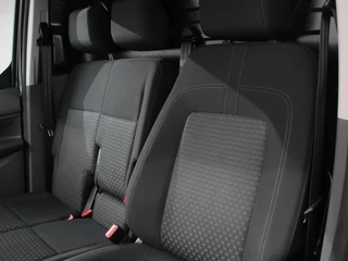 Ford Transit Connect Ford Transit Connect 1.5 Automaat L2 Trend Navigatie Airco Parkeer sensoren Cruise Control 3 zits Camera DAB+ Trekhaak - afbeelding nr 10
