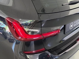 BMW 3 Serie BMW 3-serie Touring 330e 293pk M-Sport High Executive | Laser LED | Carplay | Adaptive cruise | Trekhaak - afbeelding nr 41