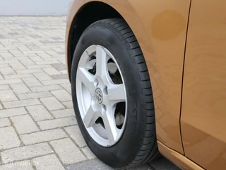 Volkswagen up! Volkswagen Up! 1.0 15 inch lmv Airco Bluetooth DAB - afbeelding nr 20