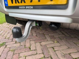 Land Rover Defender Land Rover Defender 3.0 110 MHEV X-dynamic HSE 6 cil grijs kenteken - afbeelding nr 13