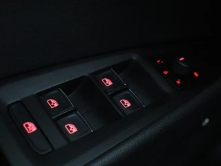 SEAT Leon SEAT Leon 1.5 TSI FR Ultimate Edition Black | Panoramadak |  Stoelverwarming | Adaptive cruise | Beats Audio | Sfeerverlichting | Carplay | Leder/Alcantara | Full LED | Virtual Cockpit | Keyless | Navigatie - afbeelding nr 34