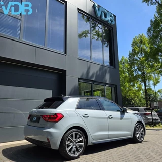 Audi A1 Sportback Audi A1 Sportback 30 TFSI EPIC ORIGINEEL NL NAP NAVI LED - afbeelding nr 8