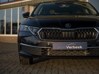 Škoda Octavia Škoda Octavia Combi 1.5 TSI MHEV Business Edition Plus | Matrix LED | Lounge Interieur | Chrome pakket | Stoel-, Stuur- & voorruitverwarming | Navi 13inch | Wireless App-connect | El. achterklep m.sensor | ACC - afbeelding nr 23