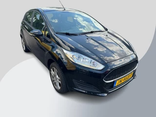 Ford Fiesta Ford Fiesta 1.0 Style 80pk Navigatie | Lichtmetalen velgen | 5 deurs | Airco | Bluetooth | Incl nieuwe Distributie riem - afbeelding nr 4