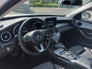 Mercedes-Benz C-Klasse Mercedes-Benz C-Klasse 180 156pk Automaat Business Solution Plus | Origineel NL | Navi | Clima | Cruise | Led Koplampen | Pdc V+A+Assist+Camera | Dodehoek+Licht+Regensensor | Privacy Glass | 18''lm - afbeelding nr 6