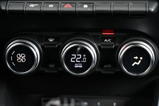 Renault Clio Renault Clio 1.0 TCe Intens, NL, CarPlay, PDC, keyless, clima - afbeelding nr 14