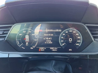 Audi e-tron Audi e-tron e-tron 55 quattro advanced 95 kWh | Panoramadak | Cruise control | Navi | - afbeelding nr 22