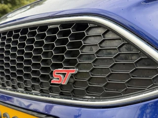 Ford Focus Ford Focus Wagon 1.0 ST-Line Navi,Clima,Camera,Cruise,PDC V+A,N.A.P,6-Bak,125pk,Nieuwe APK bij Aflevering - afbeelding nr 32