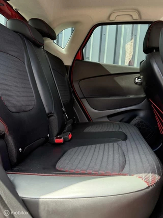 Renault Captur Renault Captur 0.9 TCe Helly Hansen NAP/1e EIG/NAVI/TRHAAK/KEYLESS - afbeelding nr 19