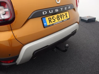 Dacia Duster TREKHAAK / KEYLESS / 360GR CAMERA / PDC / DODEHOEK / NAVI / CLIMA / DAB+ / NL-AUTO - afbeelding nr 18