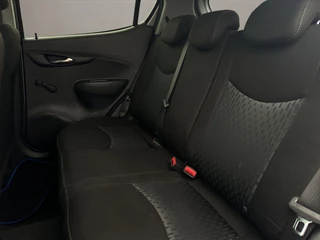 Opel KARL Opel KARL 1.0 Rocks 2019 ZILVER | Display | Airco | Parkeersensoren - afbeelding nr 19
