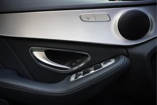 Mercedes-Benz C-Klasse Trekhaak | Apple Carplay | Lederen Sportinterieur | WideScreen Navi | Volledig Digitaal Dashboard | AMG Exterieur AMG Interieur | - afbeelding nr 33