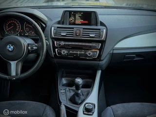BMW 1 Serie BMW 1-serie 116i M Stoelverwarming 5drs zwart 12-2016 - afbeelding nr 14
