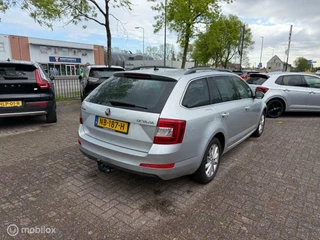 Škoda Octavia Skoda Octavia Combi 1.0 TSI Leer Navi Clima Trekhaak PDC - afbeelding nr 4