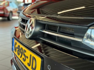 Volkswagen Polo Volkswagen Polo 1.0 TSI Highline Business R*R-Line*116PK*6-Versnellingen*17-Inch*Led* - afbeelding nr 33