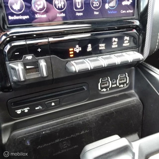 Dodge Ram 1500 Dodge Ram 1500 4X4 5.7 V8 4x4 Crew Cab Limited 4PLAY 22 inch - afbeelding nr 26