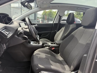 Peugeot 308 Peugeot 308 SW 1.2 PureTech Blue Lease Executive 2e Eigenaar,Pano,110pk,Navi,Dealer Onderhouden,Clima,Cruise,Pdc V+A,Lm velgen,Apk tot 12-2025 - afbeelding nr 6