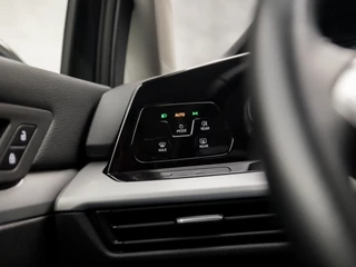 Volkswagen Golf Volkswagen Golf 1.0 TSI Sport (APPLE CARPLAY, CLIMATE, LED KOPLAMPEN, SPORTSTOELEN, LM VELGEN, LANE ASSIST, NIEUWSTAAT) - afbeelding nr 21