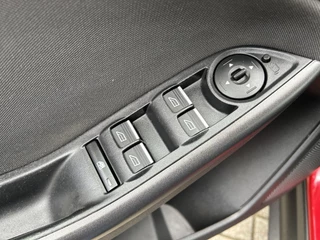 Ford Focus Ford Focus Wagon 1.0 Lease Edition 50% deal 4.975,- ACTIE Trekhaak / Cruise / Clima / Telefoon / Navi - afbeelding nr 14