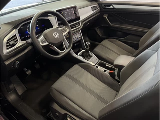 Volkswagen T-Roc Volkswagen T-Roc Cabrio TSI VIR.COCKPIT CARPLAY NAVI IQ.LED STOEL/STUUR.VERW DAB ADAP.CRUISE 05/2024 