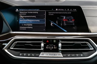 BMW X5 BMW X5 XDrive45e - LASER - PANO - TREKHAAK - afbeelding nr 31