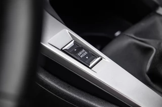 Peugeot 308 Peugeot 308 1.2 PureTech Active Pack Business AIRCO / CRUISE CONTROLE / NEDERLANDSE AUTO - afbeelding nr 35