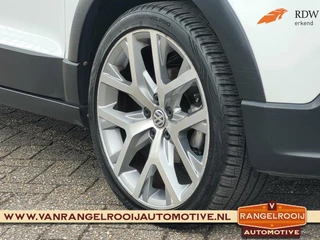 Volkswagen Polo Volkswagen Polo 1.2 TSI Cross DSG, clima, cruise, stoelverw., 17