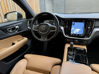 Volvo V60 Volvo V60 2.0 T6 Twin Engine AWD 253pk | Comfortstoelen leer | Stoelverwarming | Navigatiesysteem | Trekhaak uitklapbaar | 18 inch lichtmetalen velgen | Apple CarPlay | LED verlichting | Getint glas achter | Parkeersensoren achter - afbeelding nr 6