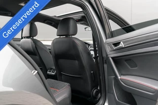 Volkswagen Golf Volkswagen Golf 2.0 TSI GTI Performance Pano DSG Alcantara - afbeelding nr 36