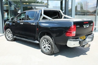 Toyota Hilux Toyota Hilux 2.4 D-4D DUBBEL CABIN EXECUTIVE BE TREKKER A/T 5 SITZ 4WD VAN - afbeelding nr 4