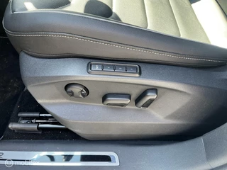 Volkswagen Tiguan Volkswagen Tiguan R 2.0 TSI 4Motion LEER/ELECTREKHAAK/SCHADE - afbeelding nr 18