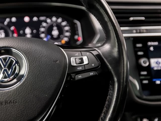 Volkswagen Tiguan Allspace Volkswagen Tiguan Allspace 1.5 TSI R-Line Sport 7 Persoons 150Pk Automaat (PANORAMADAK, VIRTUAL COCKPIT, APPLE CARPLAY, GROOT NAVI, CAMERA, SPORTSTOELEN, ZWART HEMEL, ADAPTIVE CRUISE, LED KOPLAMPEN, KEYLESS, NIEUWE APK, NIEUWSTAAT) - afbeelding nr 25