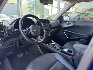 Kia e-Soul Kia e-Soul ExecutiveLine 64 kWh | Adaptive Cruise Control | Head-up Display | Achteruitrijcamera | Navi | Lederen Bekleding | Stoelverwarming/Ventilatie | Climate Control | Harman Kardon | - afbeelding nr 10