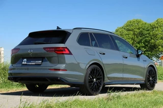 Volkswagen Golf Volkswagen Golf 8 Variant 1.5 eTSI / 3x R-Line / DSG / ACC / Matrix / DAB / LED / Trekhaak / 19