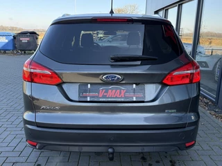 Ford Focus Ford Focus Wagon 1.0 Titanium Navi Xenon Trekhaak Clima Stoelverw - afbeelding nr 10