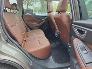 Subaru Forester | Trekhaak | Pano | All-seasons | Leder | LMV 18