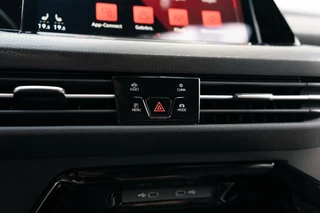 Volkswagen Golf Volkswagen Golf 2.0 TSI GTI Clubsport Pano HK DSG LED HUD - afbeelding nr 46