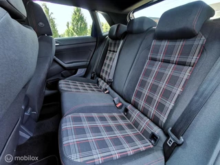 Volkswagen Polo Volkswagen Polo 2.0 TSI GTI/200PK/DSG/ACC/LED/VIRTUAL/CAMERA - afbeelding nr 10